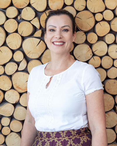 Linda Hertwig Zahnmedizinische Fachangestellte · relax & smile Sanfte Kieferorthopädie